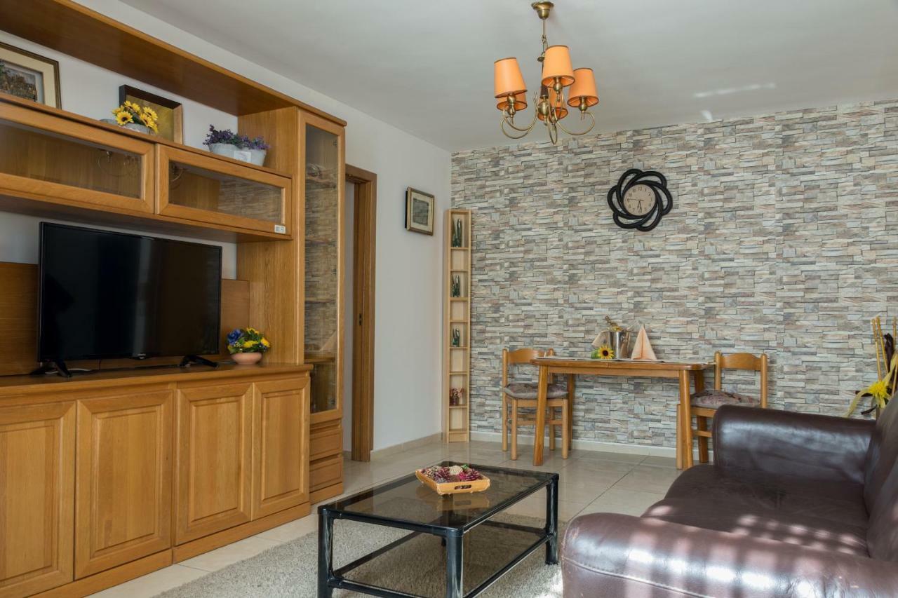 Maxxy Apartments Bucureşti Ngoại thất bức ảnh